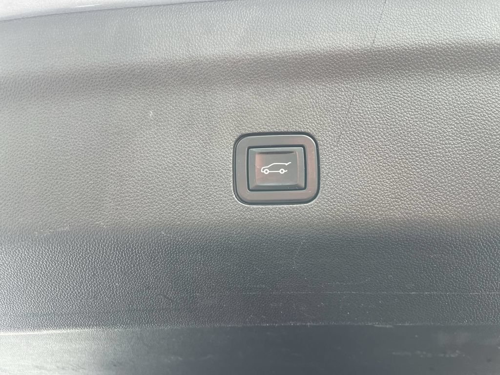 Used 2021 Chevrolet Tahoe Z71 AWD/4WD image 40