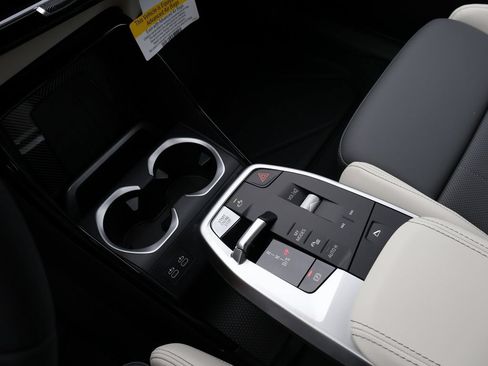New 2026 BMW X2 xDrive28i w/ Technology Package AWD/4WD image 20