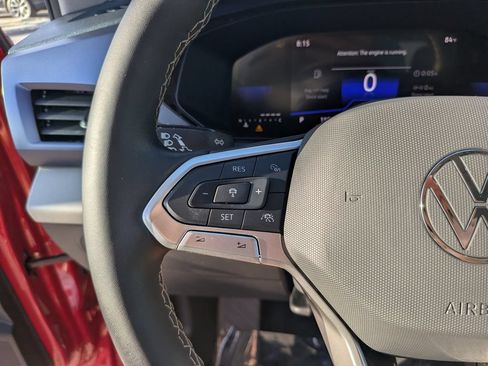 Certified 2023 Volkswagen Taos SE FWD image 27
