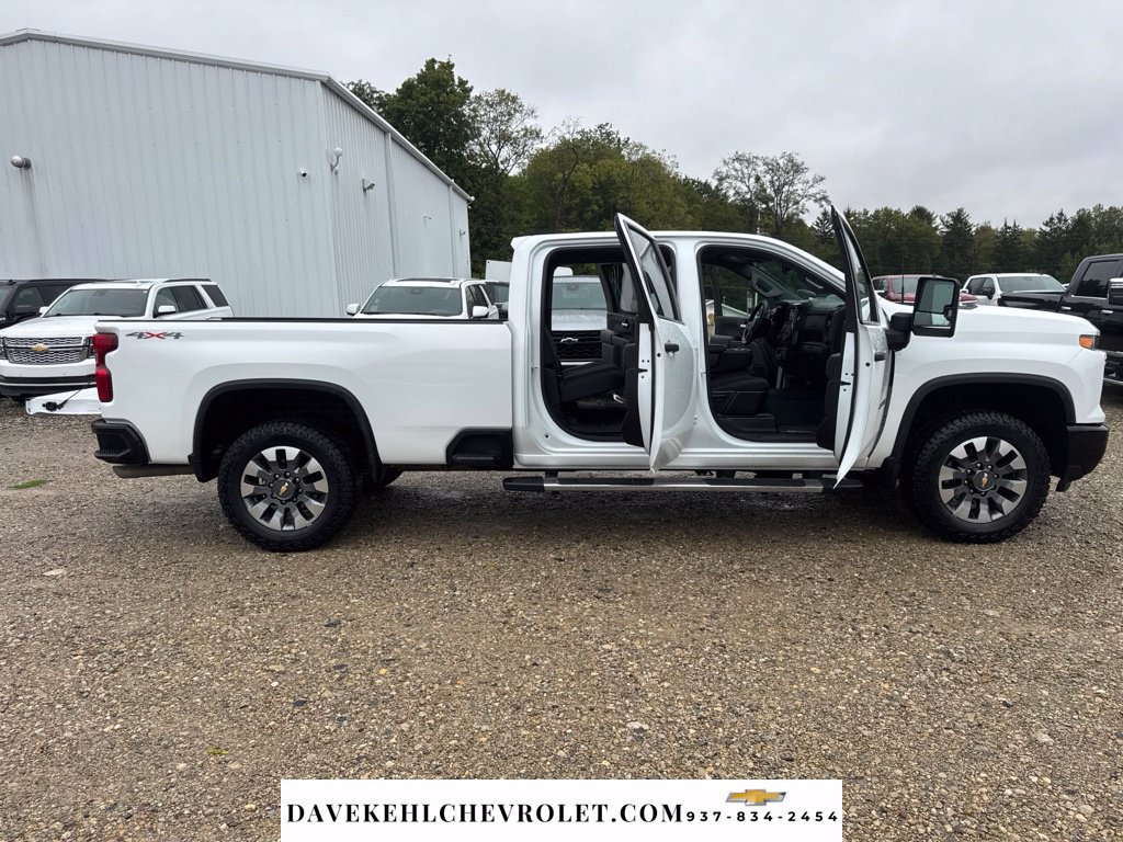 Used 2024 Chevrolet Silverado 2500 Custom w/ Custom Value Package AWD/4WD image 15