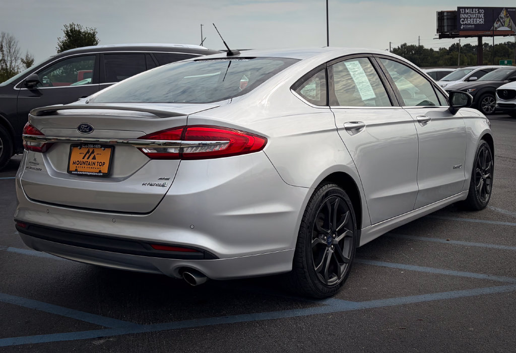 Used 2018 Ford Fusion SE w/ Equipment Group 601A FWD image 33
