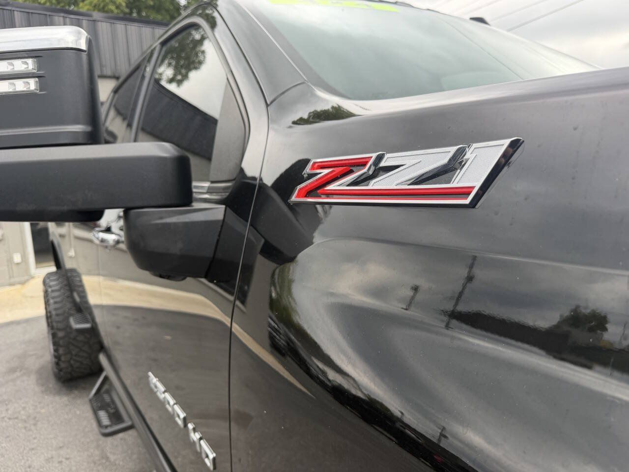 Used 2023 Chevrolet Silverado 2500 LTZ AWD/4WD image 19