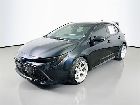 Used 2022 Toyota Corolla SE image 3