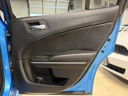 Used 2019 Dodge Charger Scat Pack w/ Dynamics Package RWD image 34