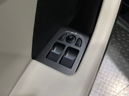 Used 2021 Jaguar F-TYPE Convertible RWD image 15