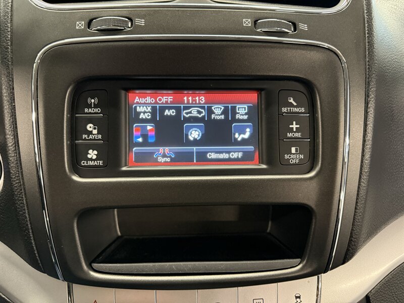 Used 2018 Dodge Journey SE FWD image 22