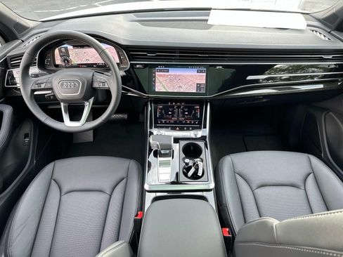 Used 2025 Audi Q7 3.0T Premium Plus w/ Premium Plus Package AWD/4WD image 29