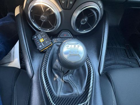 Used 2019 Chevrolet Camaro LT image 31