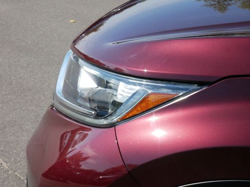 Certified 2018 Honda CR-V LX image 16