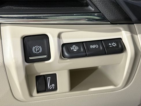 Certified 2022 Cadillac CT4 Premium Luxury w/ Technology Package image 24