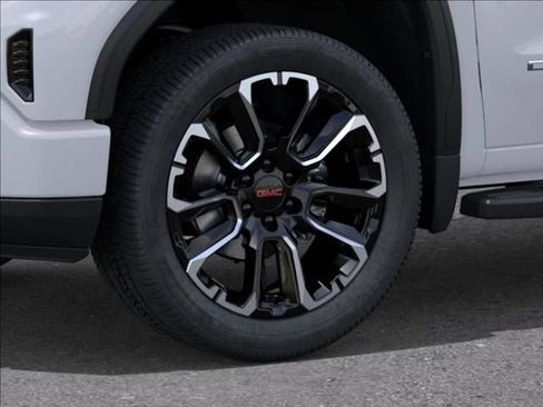New 2026 GMC Sierra 1500 Denali w/ Technology Package AWD/4WD image 9