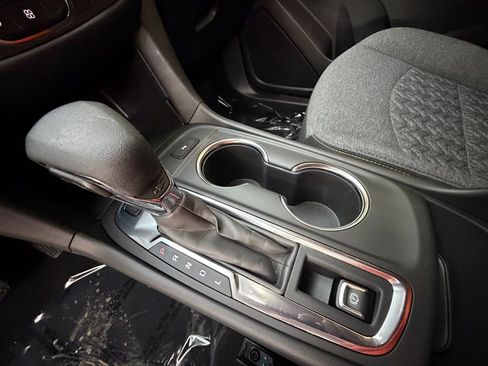 Used 2023 Chevrolet Equinox LT AWD/4WD image 19