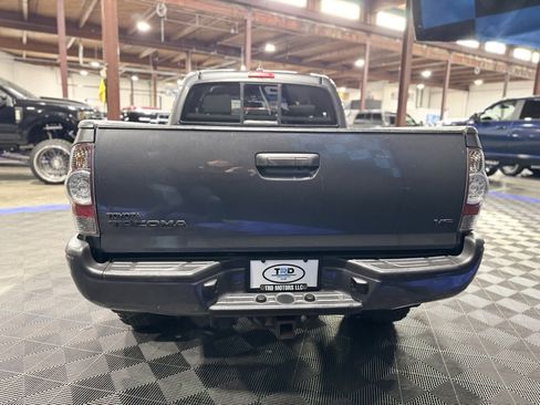 Used 2015 Toyota Tacoma 4x4 Double Cab image 4