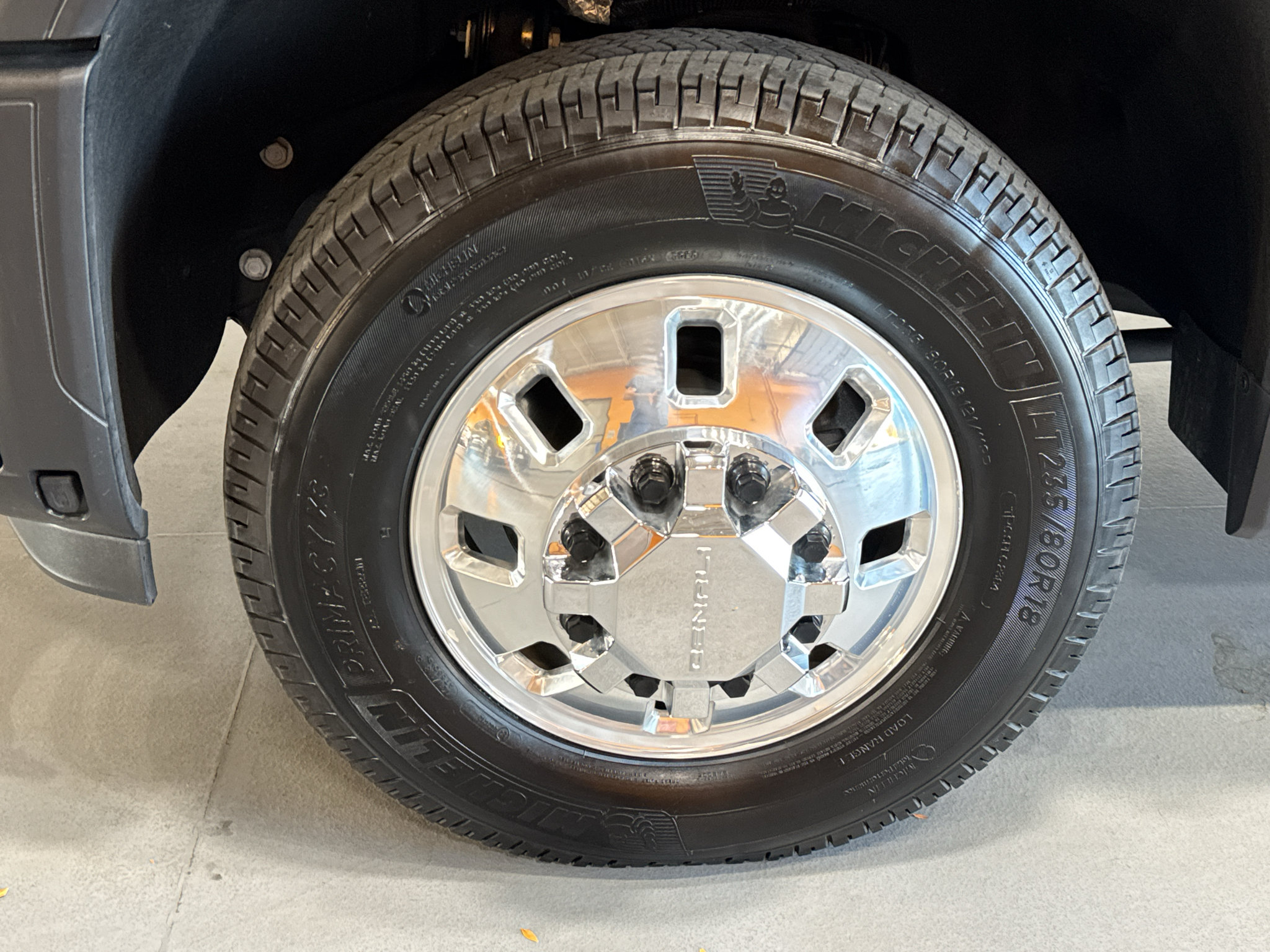 Used 2024 GMC Sierra 3500 Denali Ultimate AWD/4WD image 9