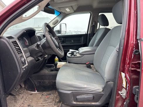 Used 2018 RAM 3500 Tradesman w/ Chrome Appearance Group AWD/4WD image 4