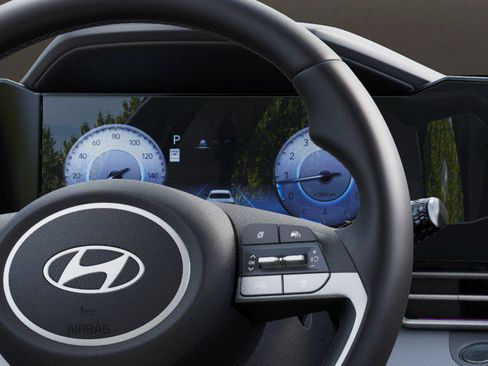New 2026 Hyundai Elantra Limited FWD image 14
