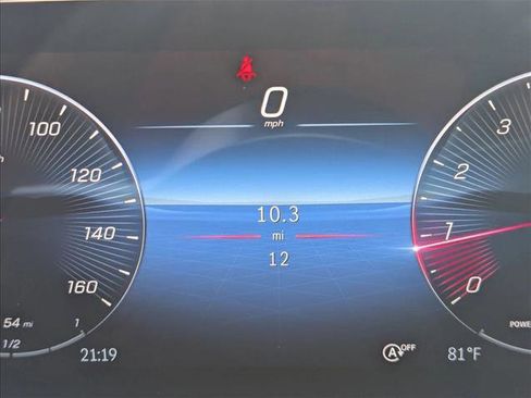 New 2026 Mercedes-Benz GLB 250 image 10