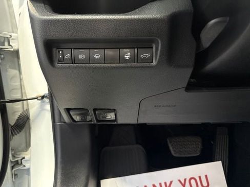 Used 2021 Toyota RAV4 XLE w/ Convenience Package AWD/4WD image 23