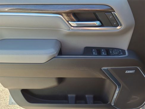 Certified 2022 Chevrolet Silverado 1500 LT Trail Boss w/ Convenience Package II image 23