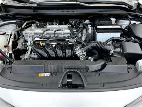Used 2022 Toyota Corolla LE FWD image 28