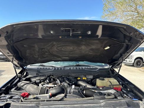 Used 2017 Ford F250 Lariat w/ Lariat Value Package image 29