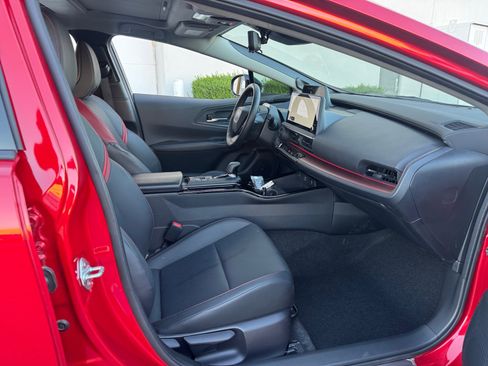 Certified 2024 Toyota Prius Prime Premium image 19