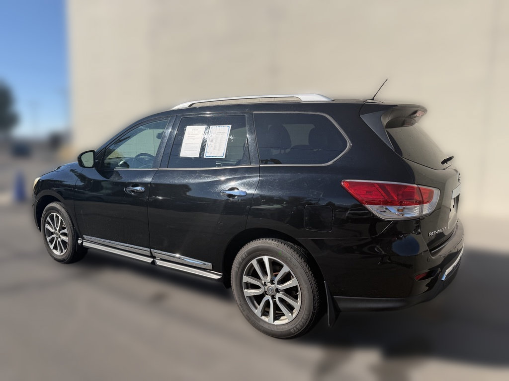 Used 2014 Nissan Pathfinder SL AWD/4WD image 3