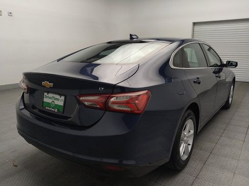 Used 2022 Chevrolet Malibu LT FWD image 9