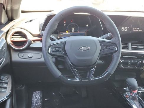 New 2026 Chevrolet Trax RS image 12