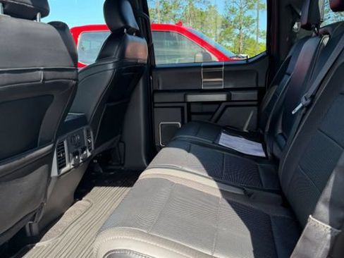 Used 2019 Ford F150 Raptor w/ Equipment Group 802A Luxury AWD/4WD image 9