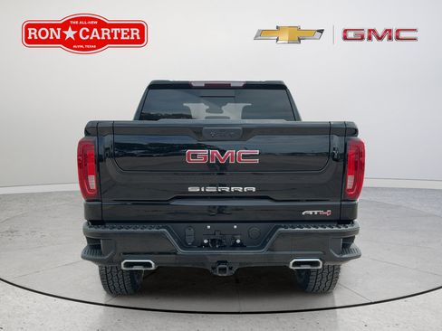 Used 2022 GMC Sierra 1500 AT4 w/ AT4 Preferred Package AWD/4WD image 5
