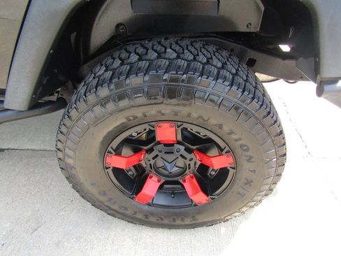 Used 2016 Jeep Wrangler Sport AWD/4WD image 14