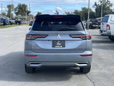 New 2026 Mitsubishi Outlander SEL FWD image 4