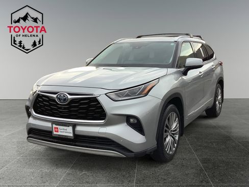 Certified 2021 Toyota Highlander Platinum image 1
