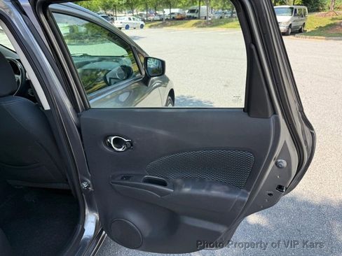 Used 2019 Nissan Versa Note SV FWD image 10