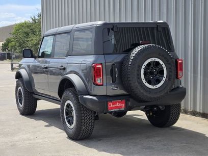 New 2025 Ford Bronco Big Bend w/ Black Diamond Package