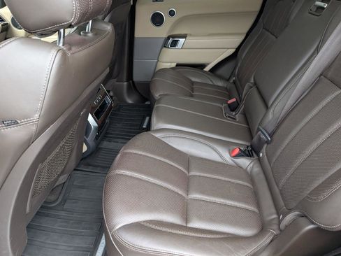 Used 2017 Land Rover Range Rover Sport HSE AWD/4WD image 9