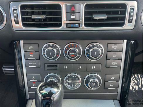 Used 2012 Land Rover Range Rover Supercharged image 16