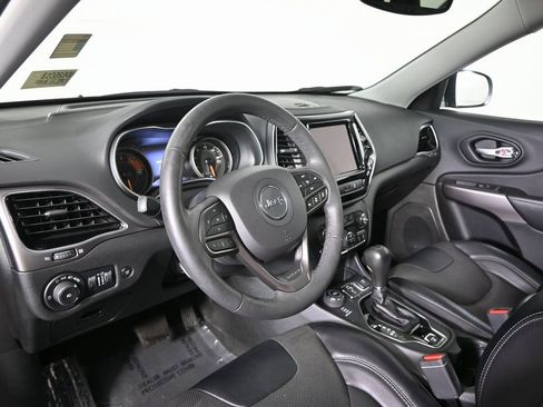 Used 2022 Jeep Cherokee Limited image 23