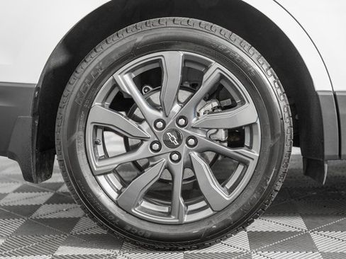 Used 2022 Chevrolet Equinox RS w/ LPO, Floor Liner Package image 21