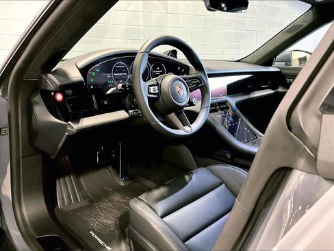 New 2026 Porsche Taycan GTS image 4