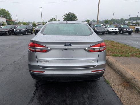 Used 2020 Ford Fusion SEL FWD image 6