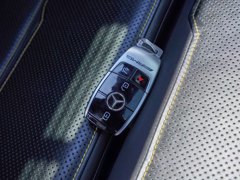 Used 2019 Mercedes-Benz AMG GT 63 S w/ Driver Assistance Package image 45