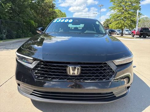 Used 2023 Honda Accord Sport image 8