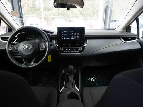 Used 2023 Toyota Corolla LE image 20