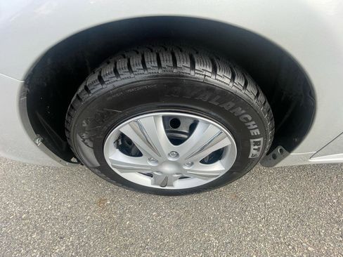 Used 2010 Toyota Corolla FWD image 18
