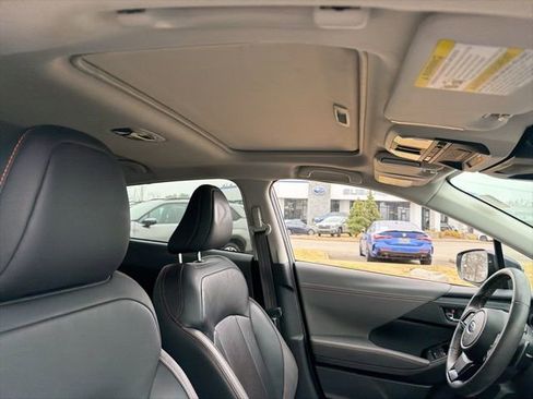 Used 2024 Subaru Crosstrek 2.5i Limited w/ Crosstrek Mirror Package image 14
