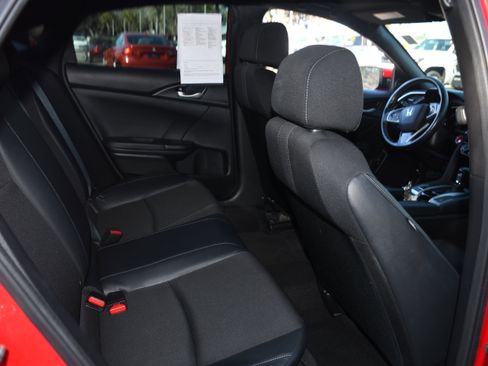 Used 2019 Honda Civic Sport image 17