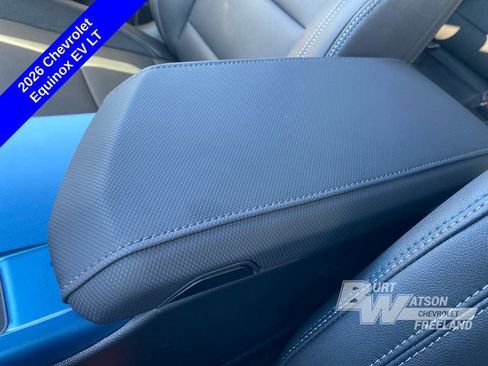 New 2026 Chevrolet Equinox EV LT image 25