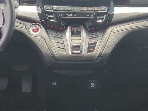 Used 2024 Honda Odyssey Sport image 19